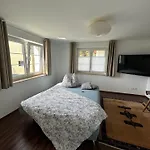 Апартаменты Mit Garten Und Panoramablick In Инсбрук
