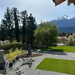 Апартаменты Mit Garten Und Panoramablick In Инсбрук