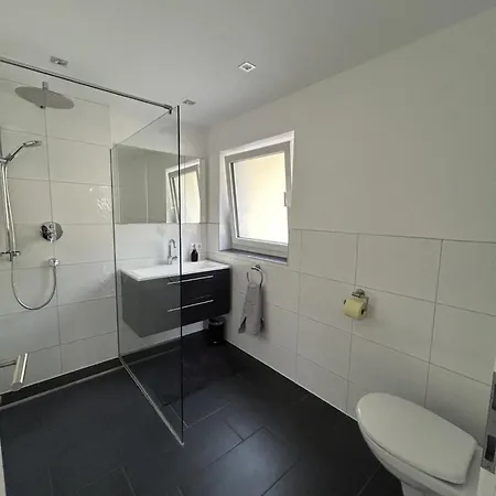דירה Mit Garten Und Panoramablick In