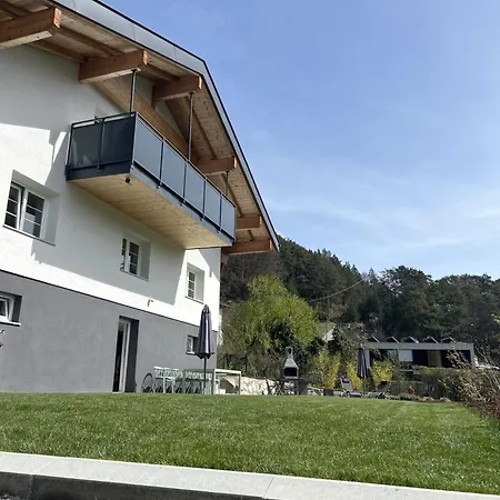 Mit Garten Und Panoramablick In Appartamento *