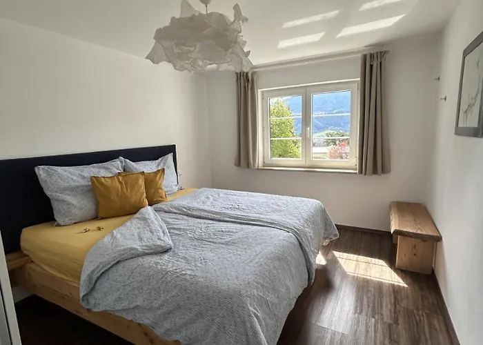 Mit Garten Und Panoramablick In 아파트 인스브루크