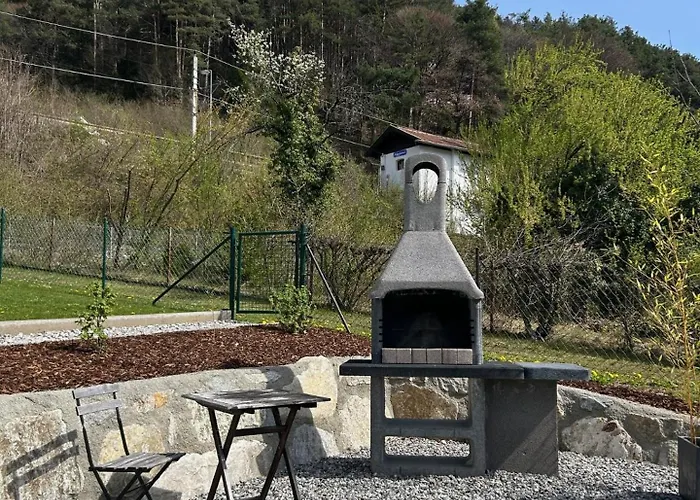 Mit Garten Und Panoramablick In * Innsbruck