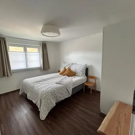 Mit Garten Und Panoramablick In Апартаменты *