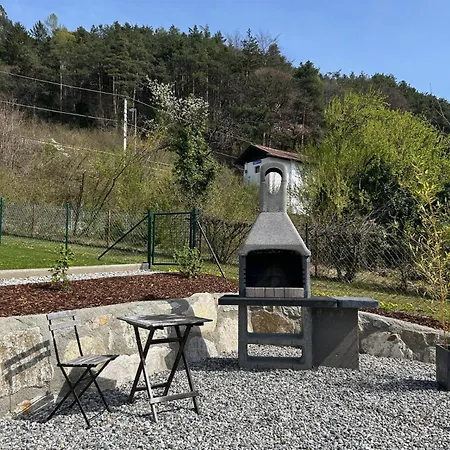 Mit Garten Und Panoramablick In * Инсбрук